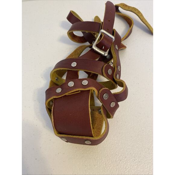 Vintage Leather Muzzle Medium Build Adjustable Made Of Thick Brown Leather - Picture 4 of 6